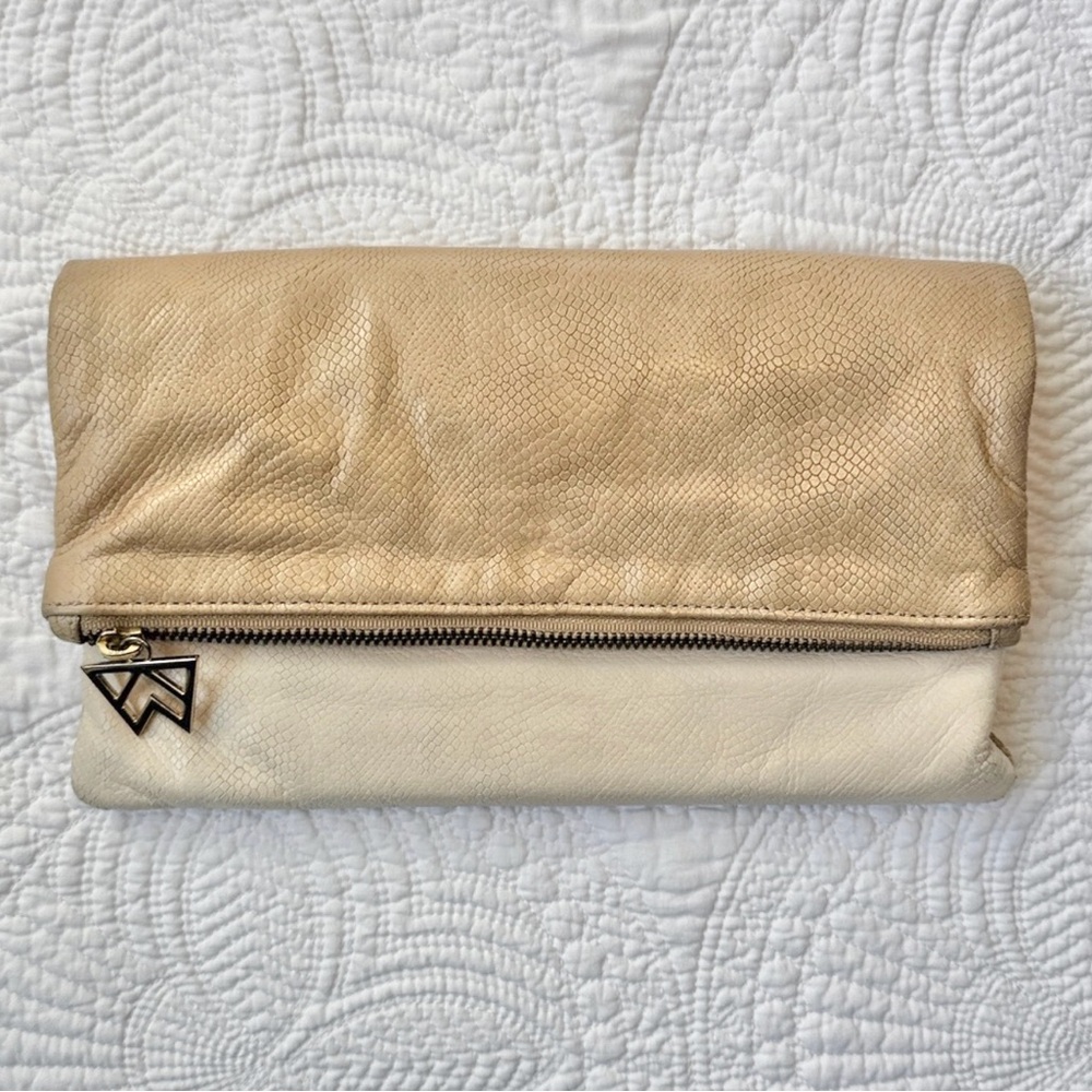 Kelly Wynne Flirty Little Fold Over Leather Snakeskin Convertible Clutch - Picture 5 of 9